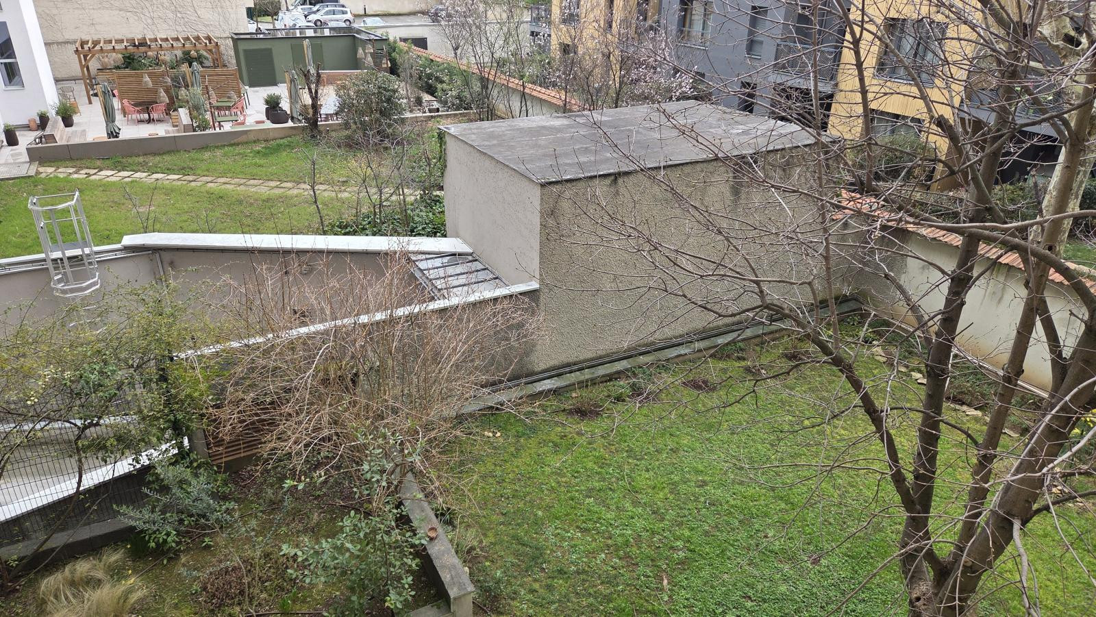 
                                                Location
                                                 Au coeur de monplaisir, T4 de 93m²