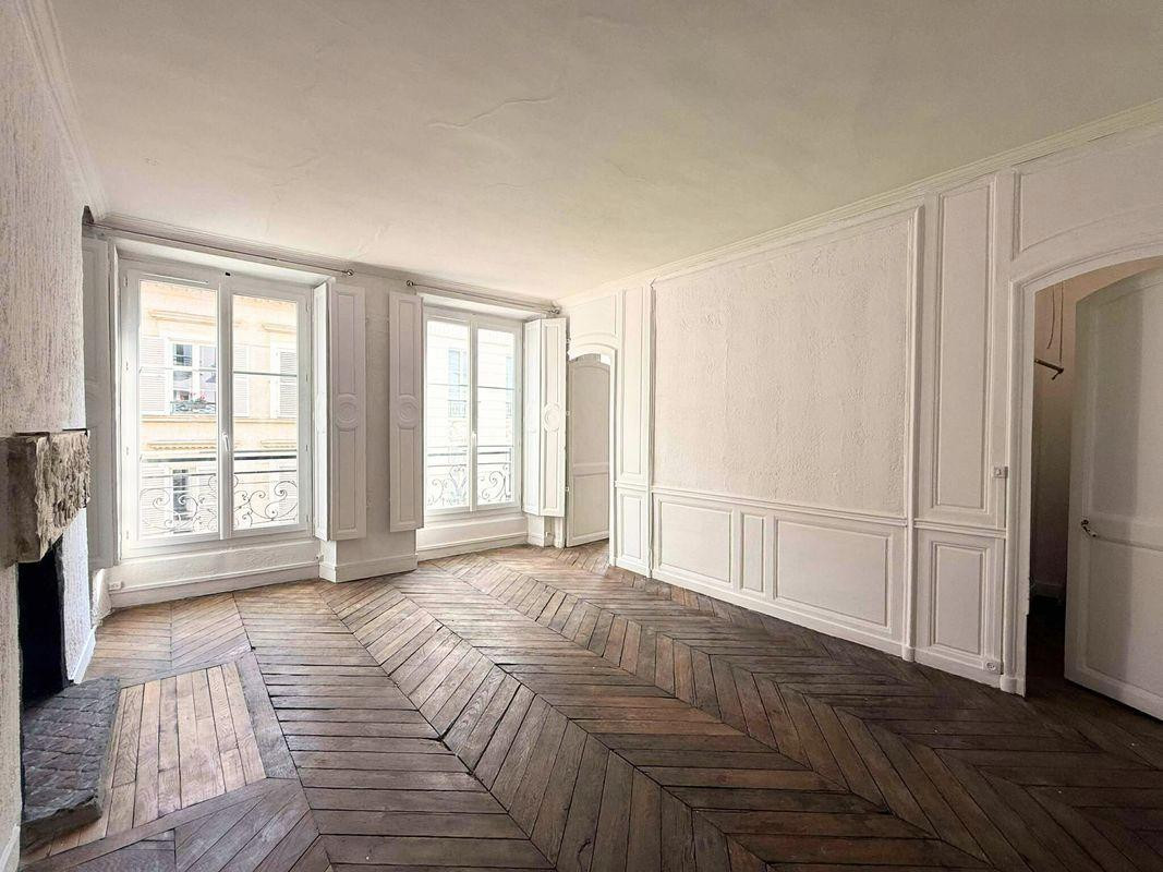 
                                                Location
                                                 Au coeur de Paris, location appartement de charme