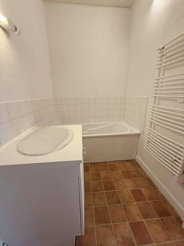 
                                                Location
                                                 Au coeur de Paris, location appartement de charme