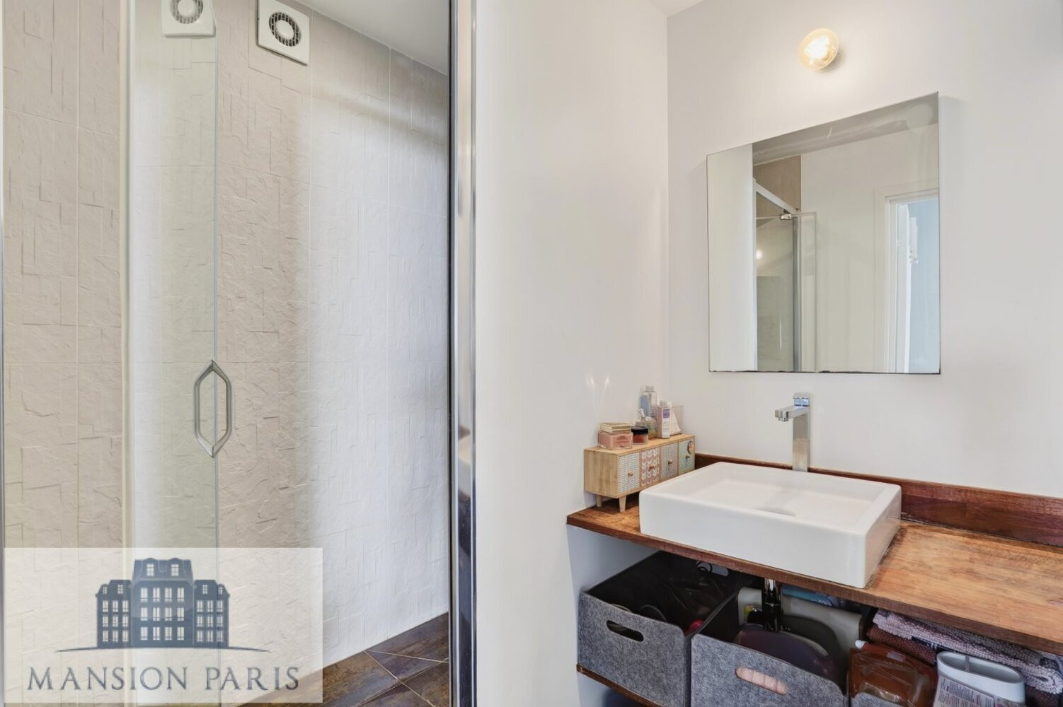 
                                                Vente
                                                 AU COEUR DE PASSY/GRAND BALCON.