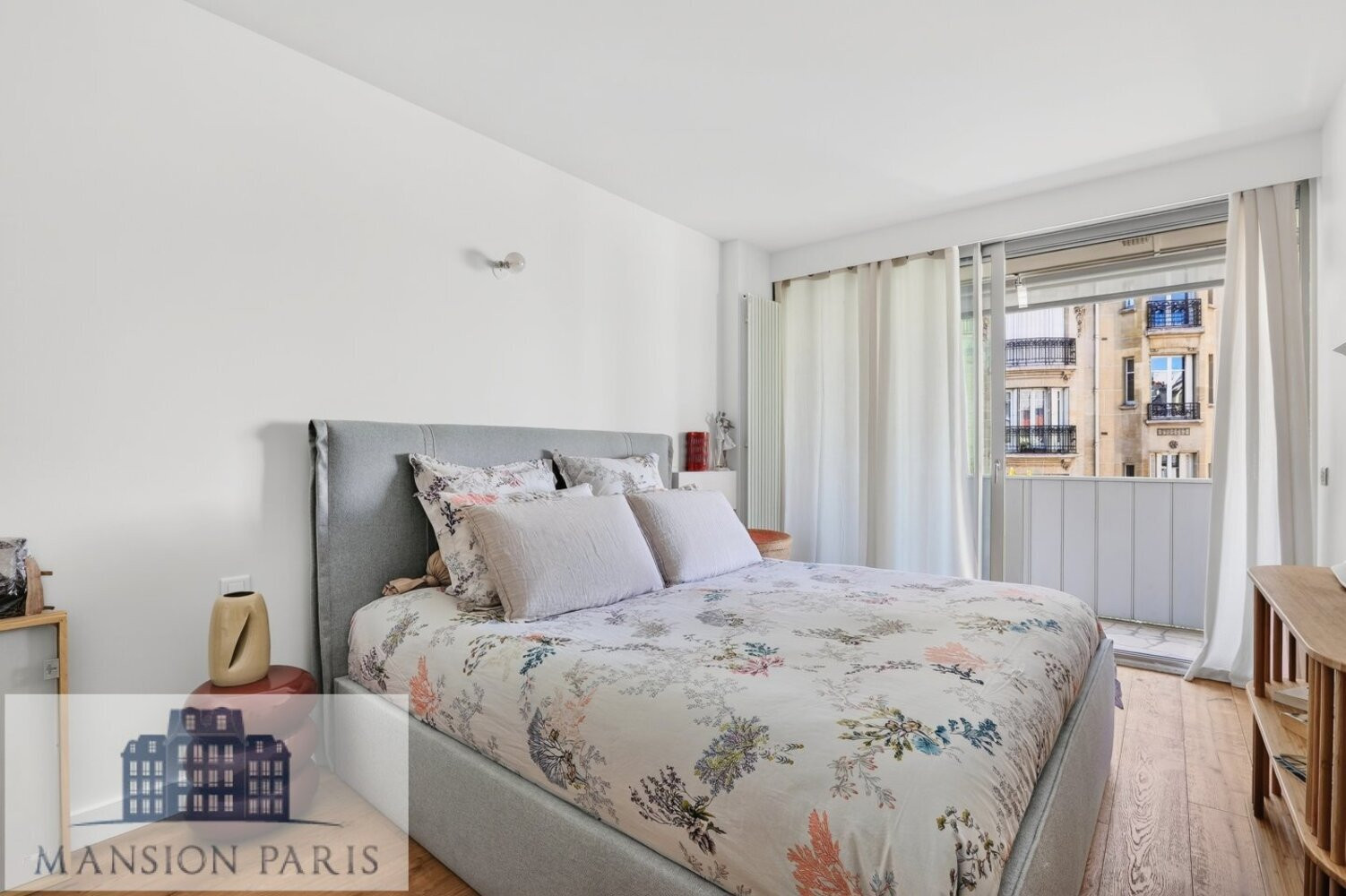 
                                                Vente
                                                 AU COEUR DE PASSY/GRAND BALCON.