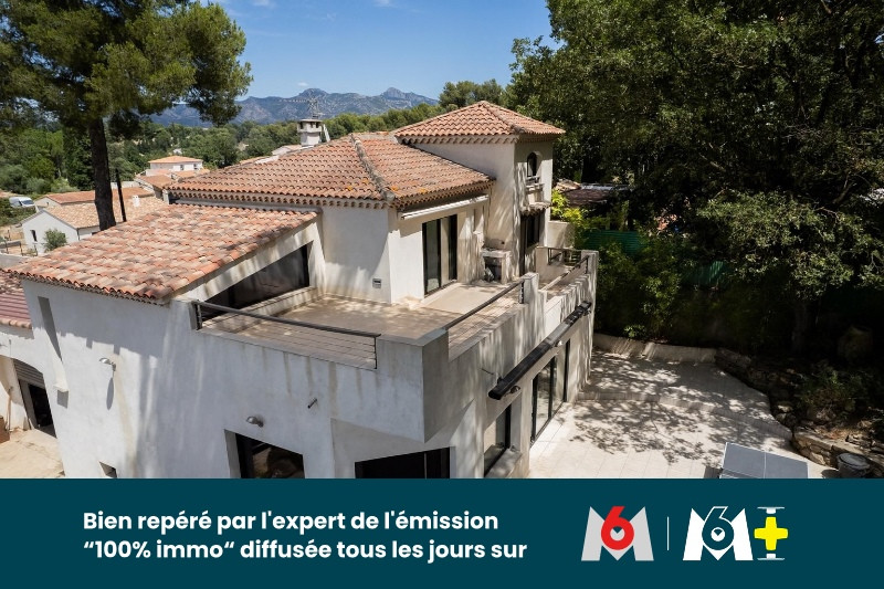 
                                                Vente
                                                 AUBAGNE - Propriété contemporaine d’exception