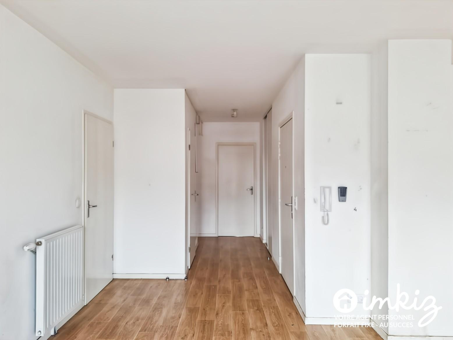 
                                                Vente
                                                 Aubervilliers – 4 pièces 79 m² traversant parking