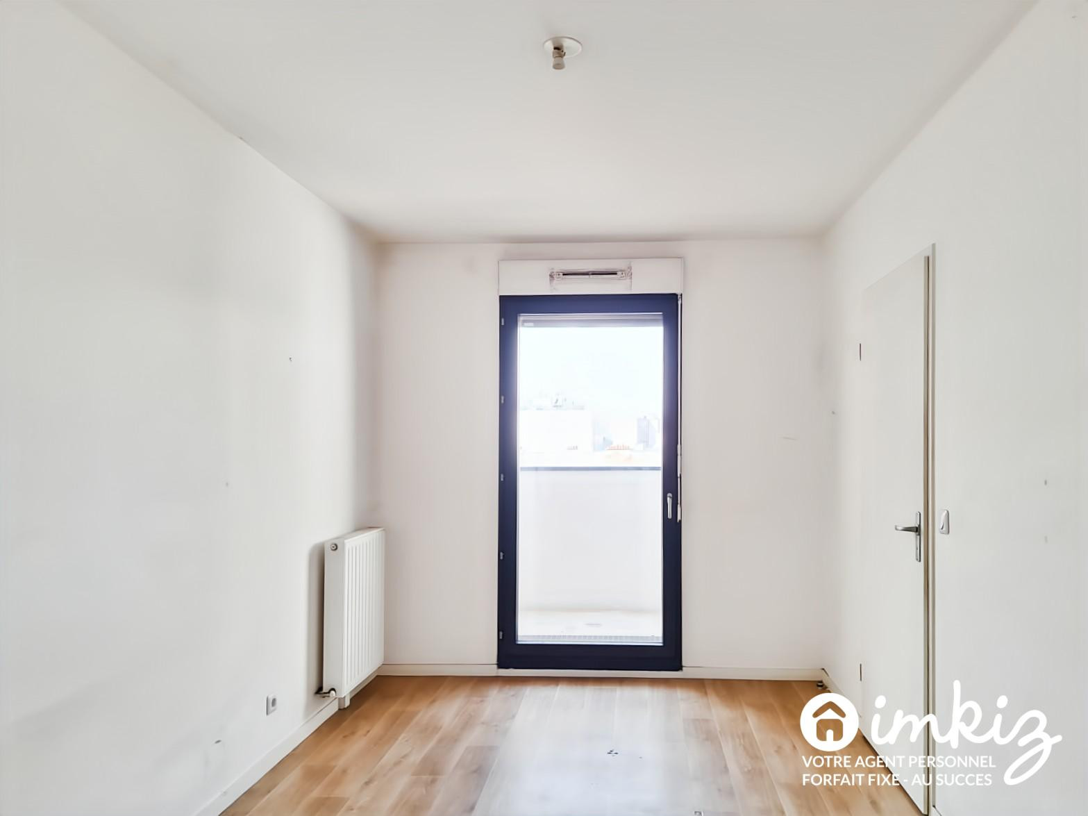 
                                                Vente
                                                 Aubervilliers – 4 pièces 79 m² traversant parking