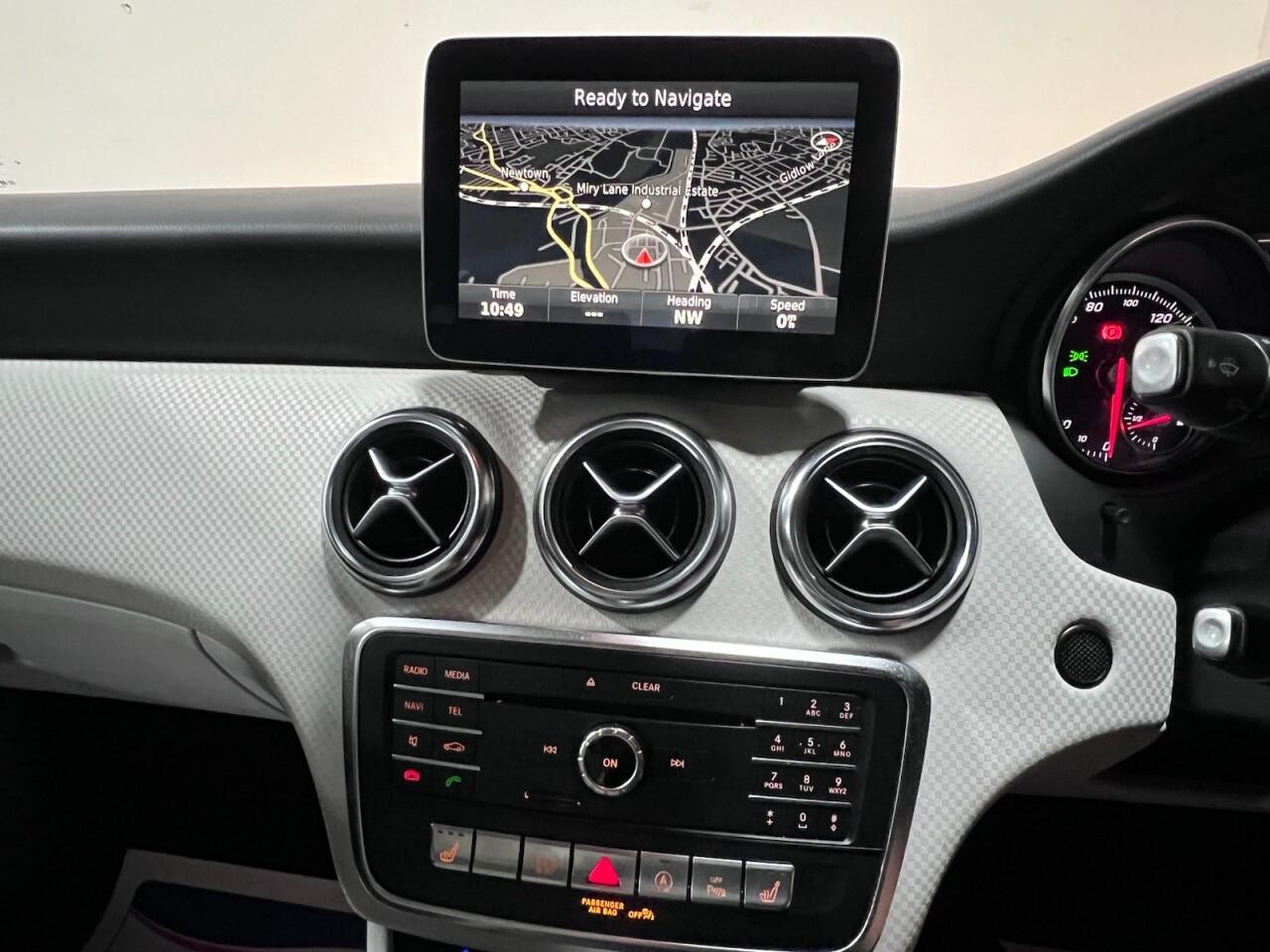 
                                                Voiture
                                                 Audi A-Class 1.5 A180d Sport (Executive) Hatchback 5dr Diesel 7G-DCT Euro 6 (s/s) (109 ps) Hatchback
