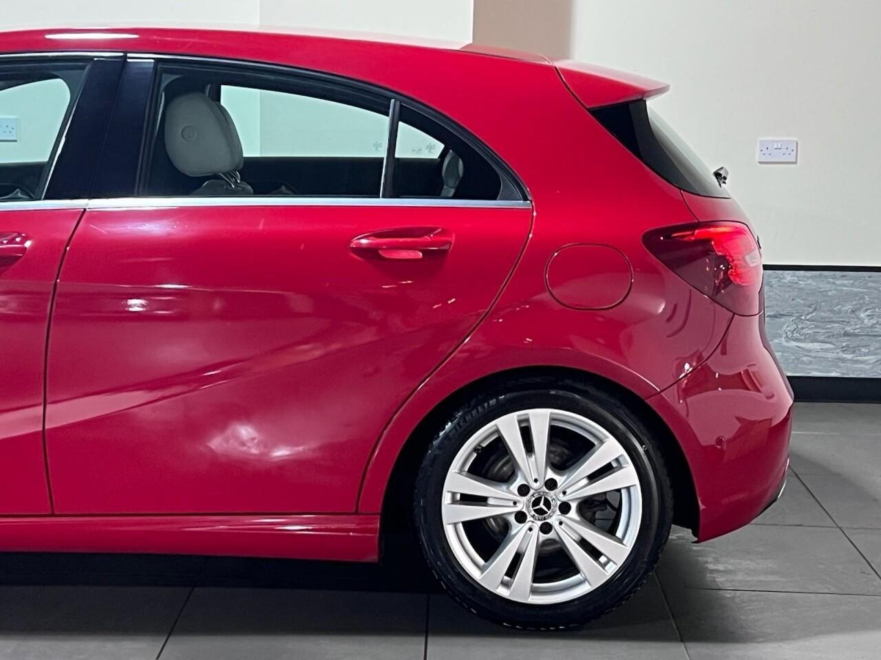 
                                                Voiture
                                                 Audi A-Class 1.5 A180d Sport (Executive) Hatchback 5dr Diesel 7G-DCT Euro 6 (s/s) (109 ps) Hatchback