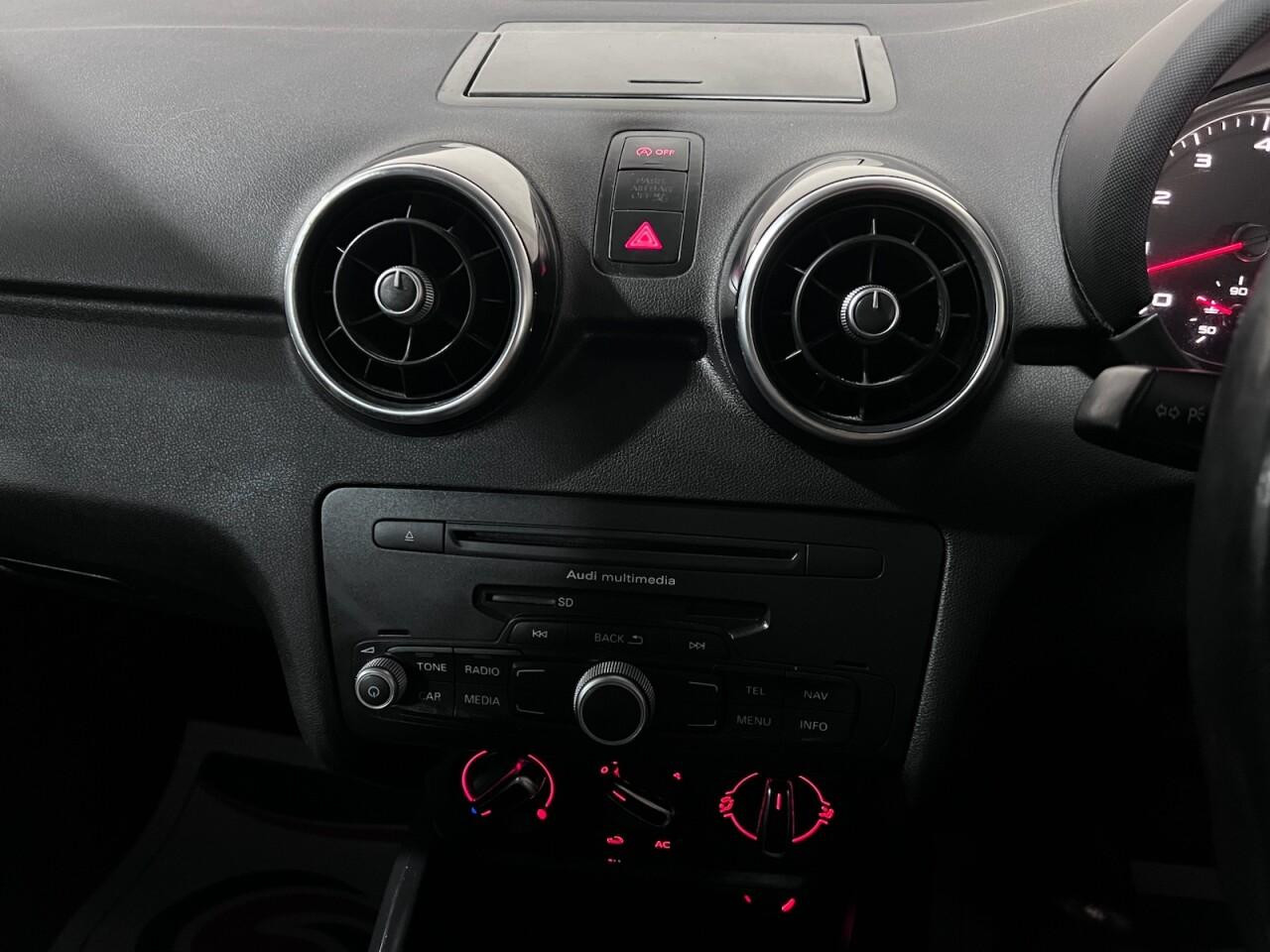 
                                                Voiture
                                                 Audi A1 1.4 TFSI Sport Hatchback 3dr Petrol Manual Euro 5 (s/s) (122 ps)