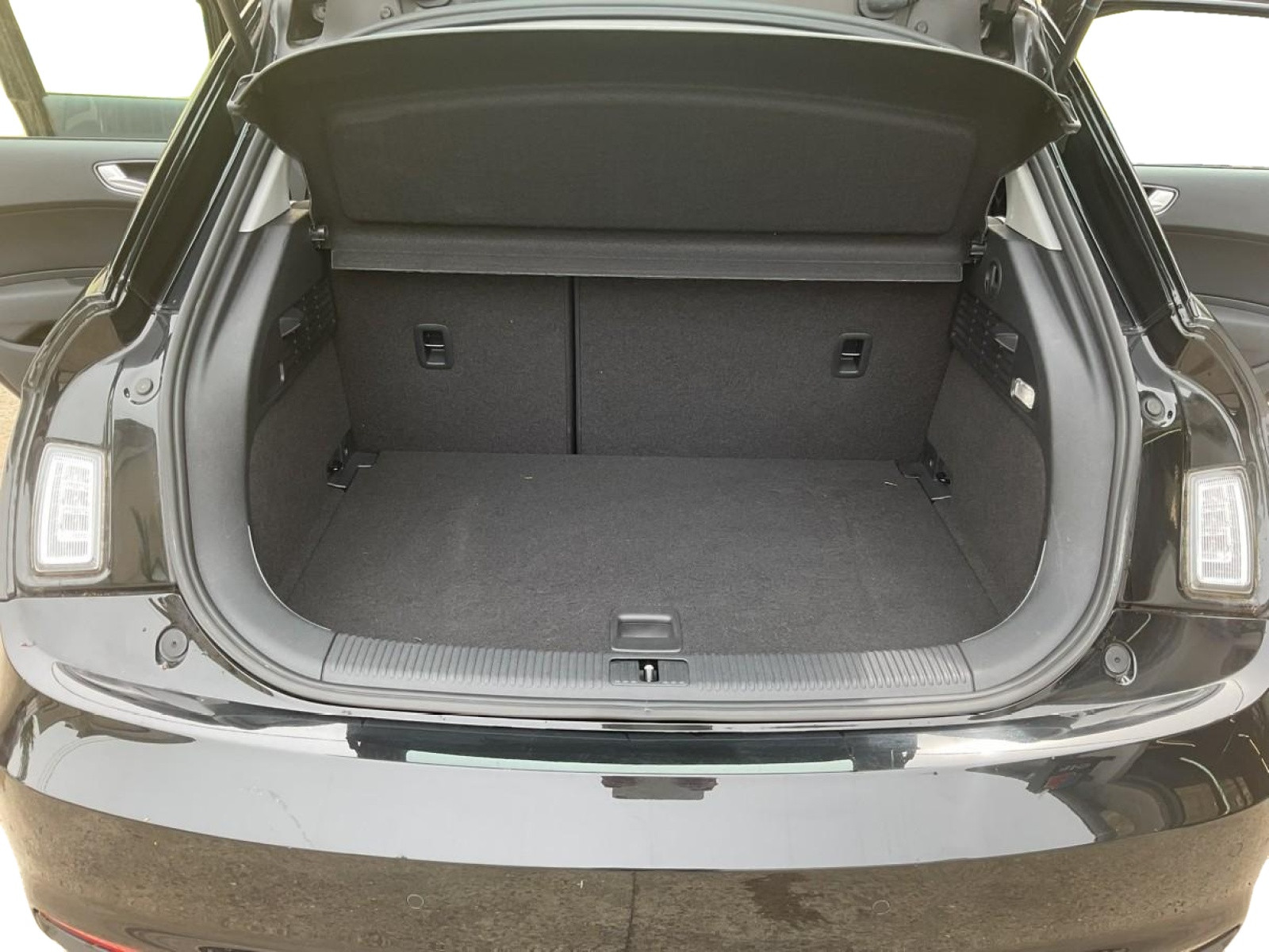 
                                                Voiture
                                                 Audi A1 AMBITION LUXE
