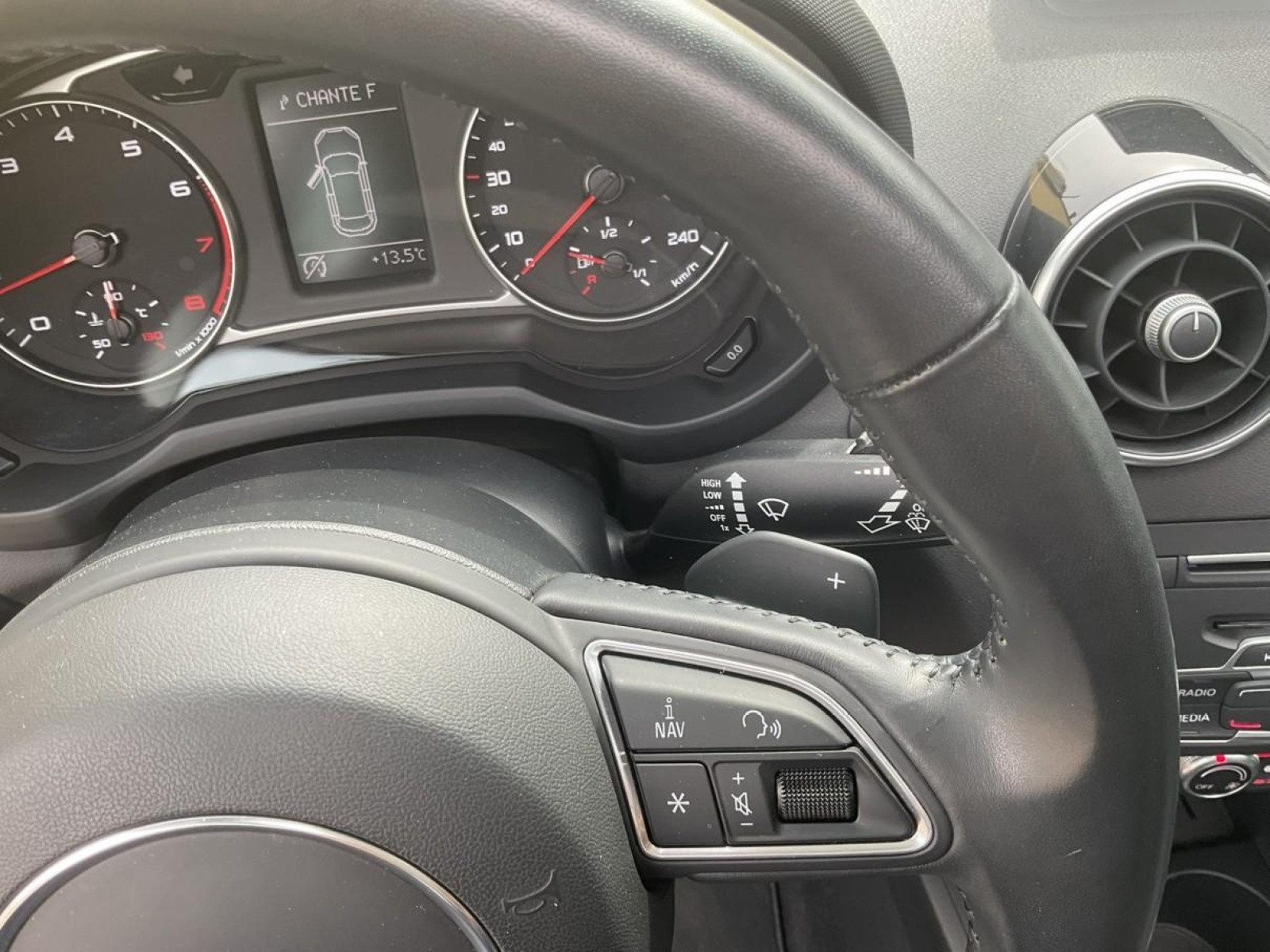 
                                                Voiture
                                                 Audi A1 AMBITION LUXE