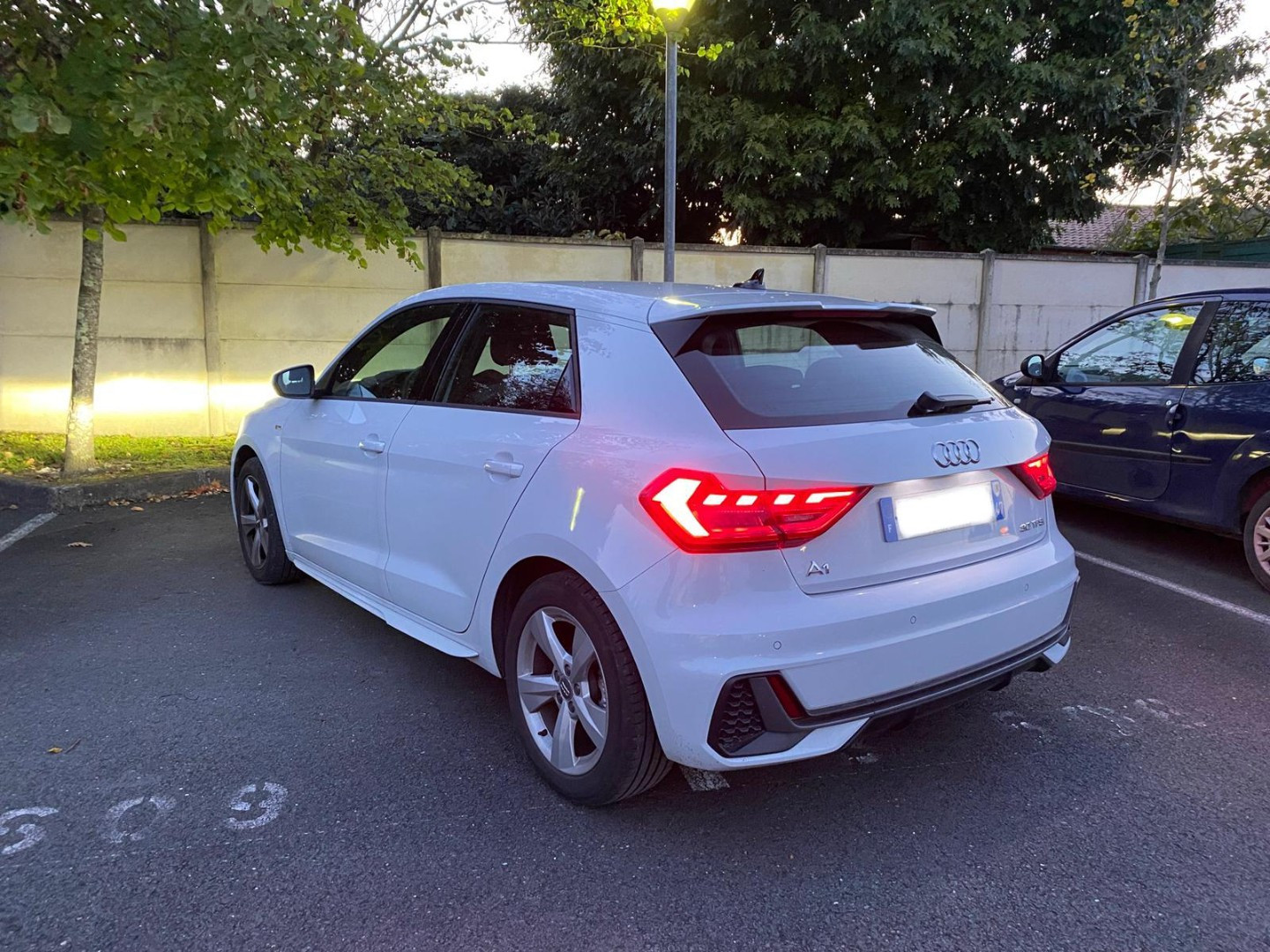 
                                                Voiture
                                                 Audi A1 Sportback 30 TFSI S line