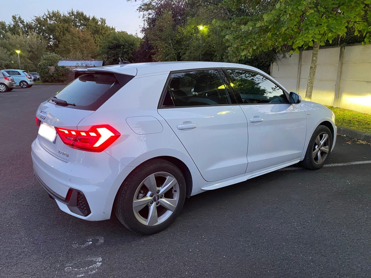 
                                                Voiture
                                                 Audi A1 Sportback 30 TFSI S line