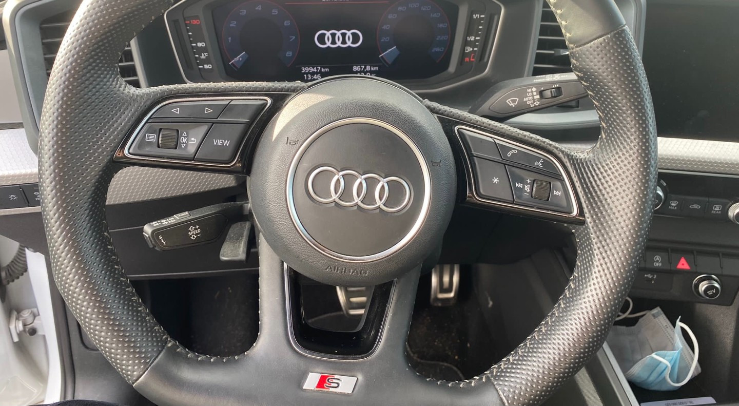 
                                                Voiture
                                                 Audi A1 Sportback 30 TFSI S line