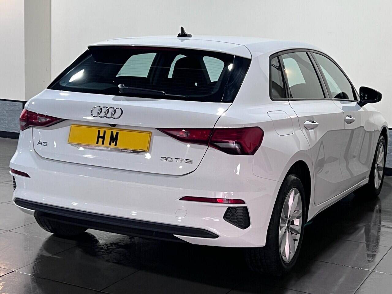 
                                                Voiture
                                                 Audi A3 1.0 TFSI 30 Technik Sportback 5dr Petrol Manual Euro 6 (s/s) (110 ps)