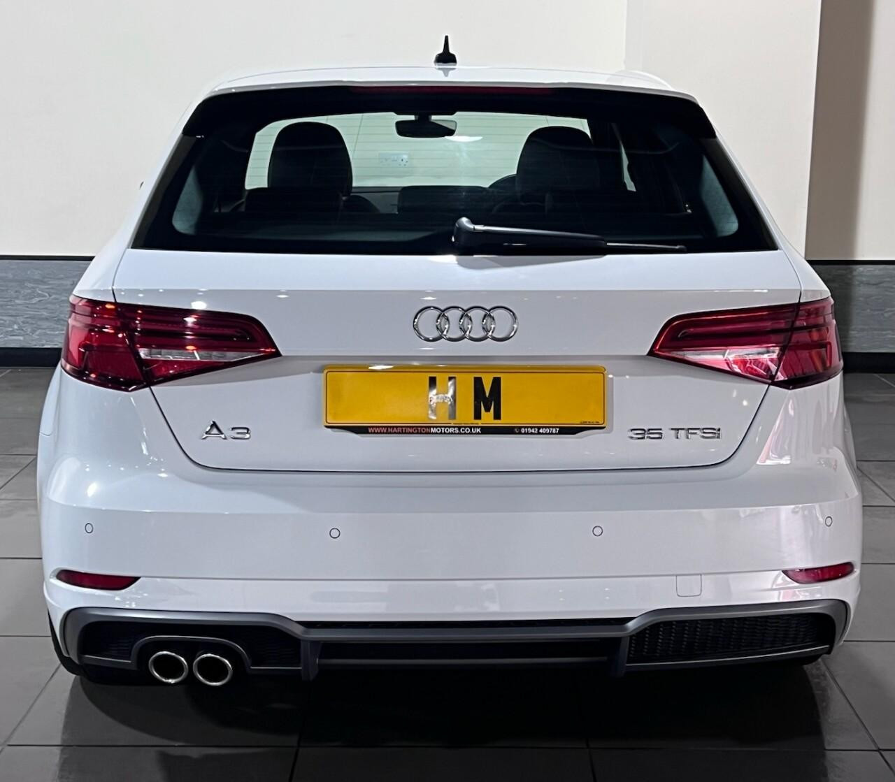 Voiture
                                                 Audi A3 1.5 TFSI CoD 35 S line Sportback 5dr Petrol Manual Euro 6 (s/s) (150 ps)