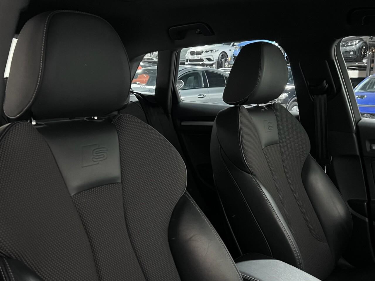 Voiture
                                                 Audi A3 1.5 TFSI CoD 35 S line Sportback 5dr Petrol Manual Euro 6 (s/s) (150 ps)