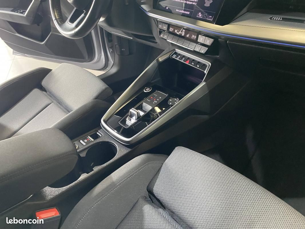 
                                                Voiture
                                                 Audi A3 sportback AUDU A 3 35 TFSI 150 5P ADVANCED
