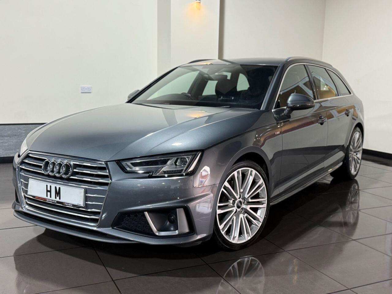 
                                                Voiture
                                                 Audi A4 AVANT 2.0 TDI 35 S line Estate 5dr Diesel S Tronic Euro 6 (s/s) (150 ps)