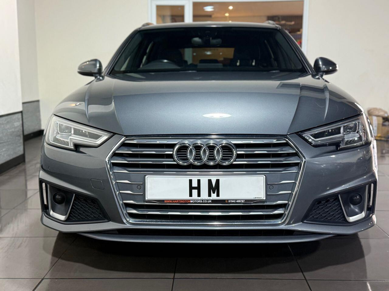 
                                                Voiture
                                                 Audi A4 AVANT 2.0 TDI 35 S line Estate 5dr Diesel S Tronic Euro 6 (s/s) (150 ps)