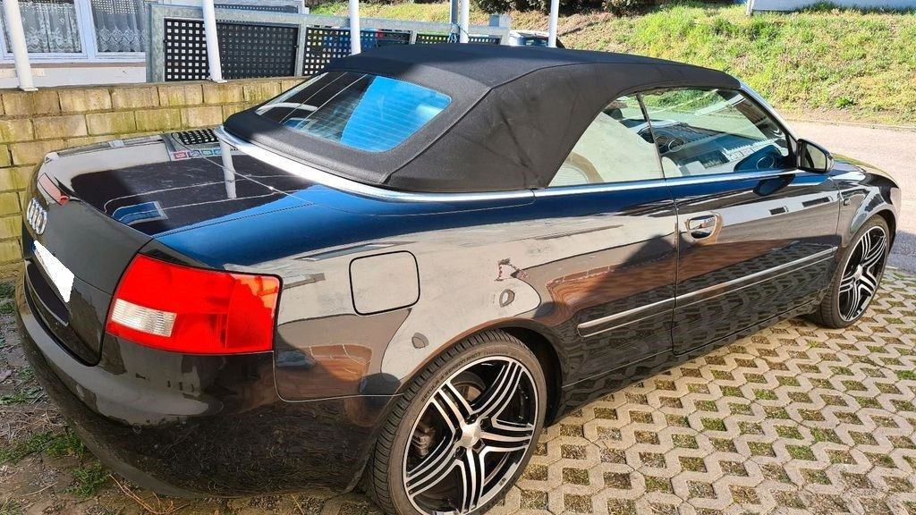 
                                                Voiture
                                                 Audi A4 Cabriolet