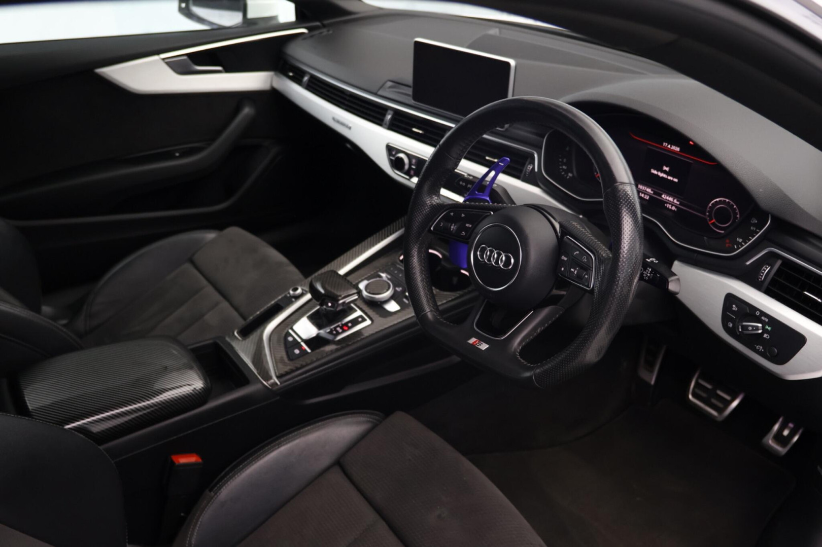 
                                                Voiture
                                                 Audi A5 2.0 TDI S line S Tronic quattro Euro 6 (s/s) 2dr