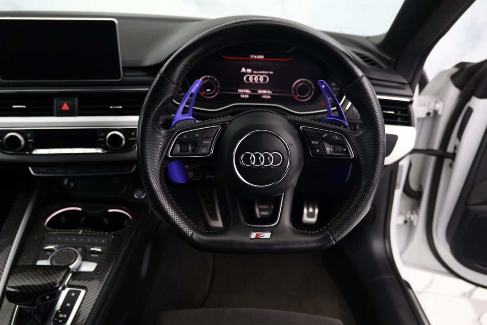 
                                                Voiture
                                                 Audi A5 2.0 TDI S line S Tronic quattro Euro 6 (s/s) 2dr