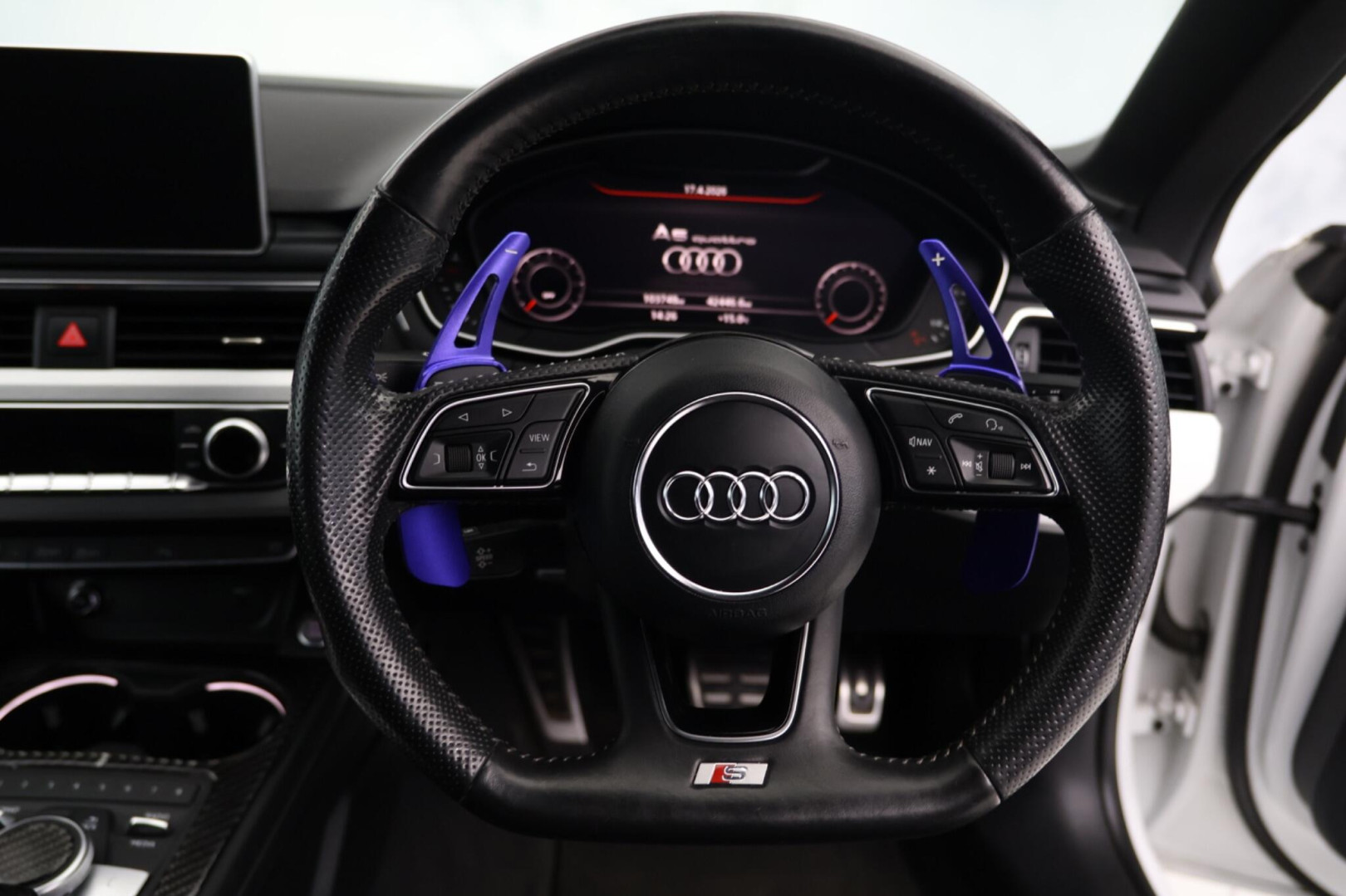 
                                                Voiture
                                                 Audi A5 2.0 TDI S line S Tronic quattro Euro 6 (s/s) 2dr