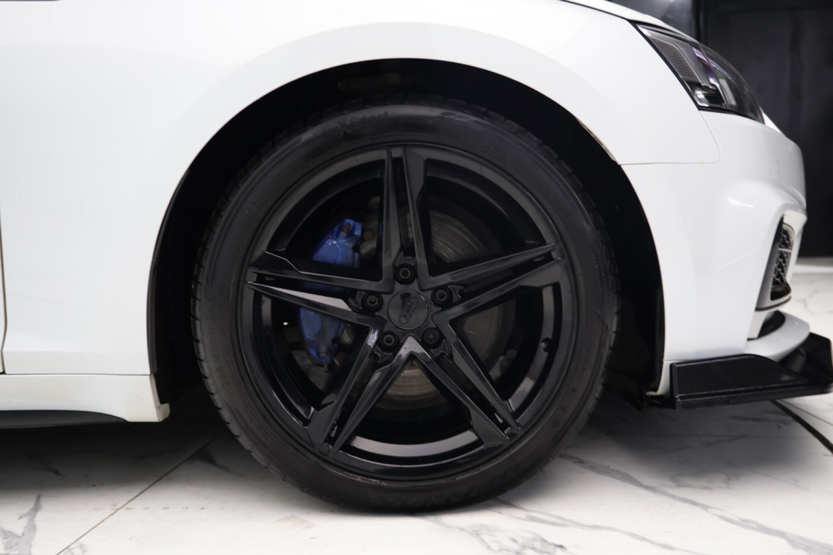 
                                                Voiture
                                                 Audi A5 2.0 TDI S line S Tronic quattro Euro 6 (s/s) 2dr