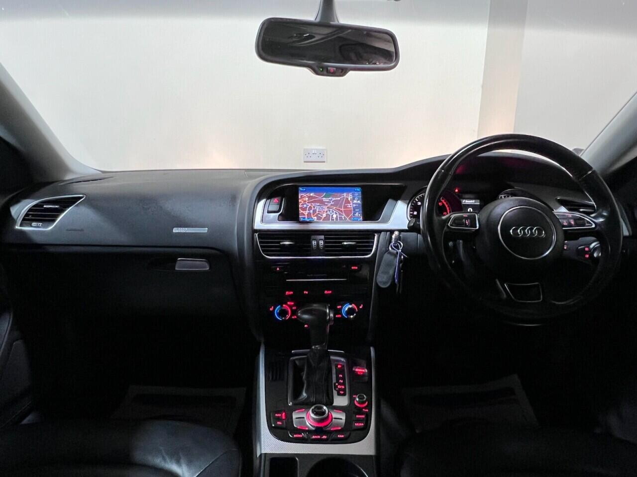 Voiture
                                                 Audi A5 2.0 TDI SE Technik Sportback 5dr Diesel Multitronic Euro 6 (s/s) (190 ps)