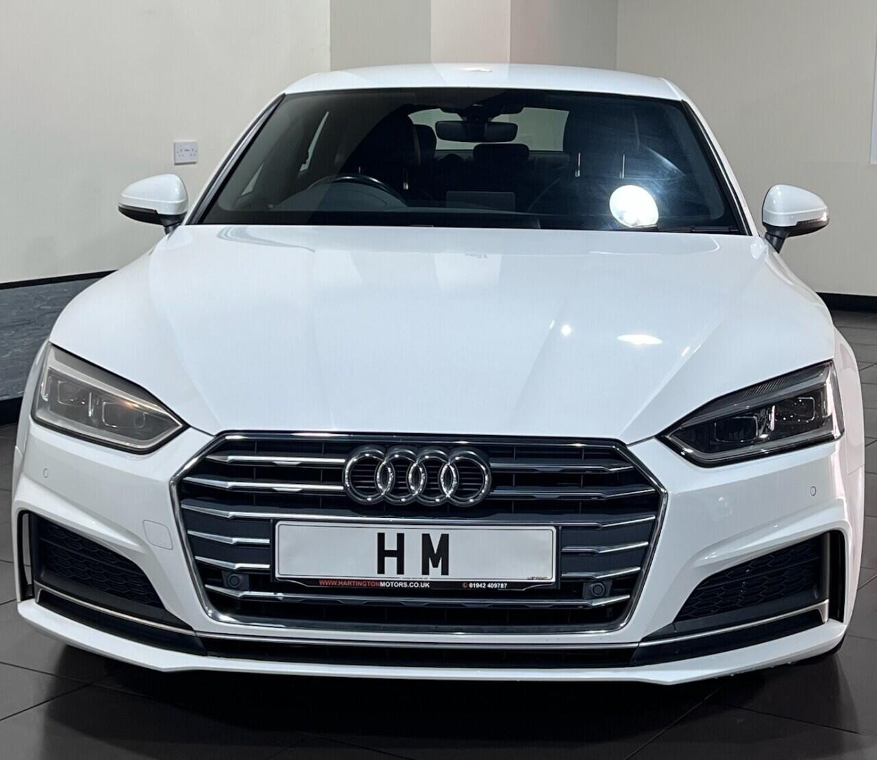Voiture
                                                 Audi A5 2.0 TDI ultra S line Sportback 5dr Diesel S Tronic Euro 6 (s/s) (190 ps)
