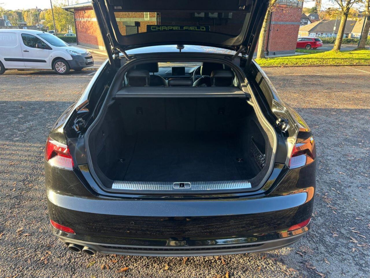 
                                                Voiture
                                                 Audi A5 2.0 TDI ultra S line Sportback 5dr Diesel S Tronic Euro 6 (s/s) (190 ps)