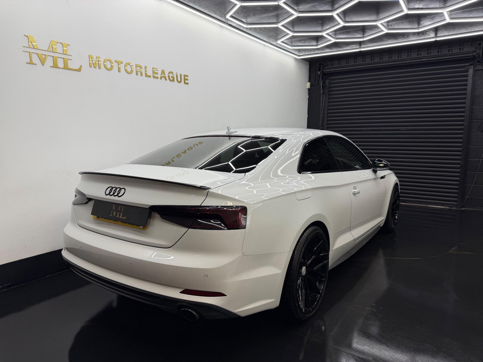 
                                                Voiture
                                                 Audi A5 2.0 TFSI S line S Tronic Euro 6 (s/s) 2dr