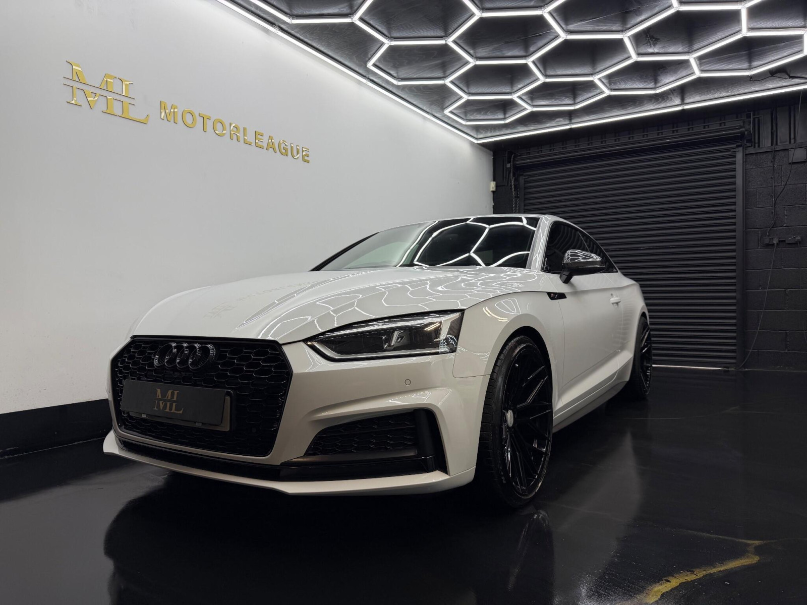 
                                                Voiture
                                                 Audi A5 2.0 TFSI S line S Tronic Euro 6 (s/s) 2dr