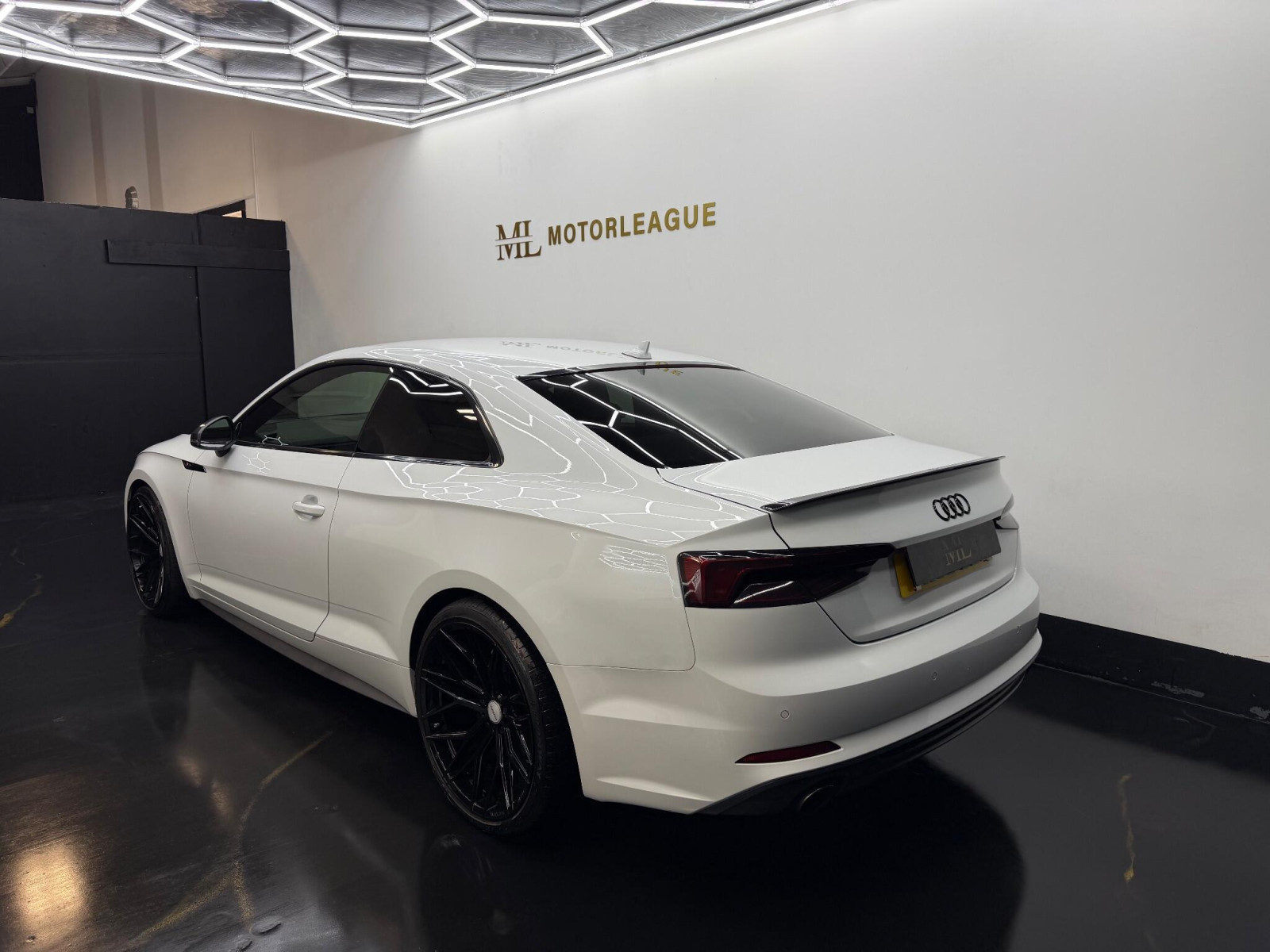 
                                                Voiture
                                                 Audi A5 2.0 TFSI S line S Tronic Euro 6 (s/s) 2dr