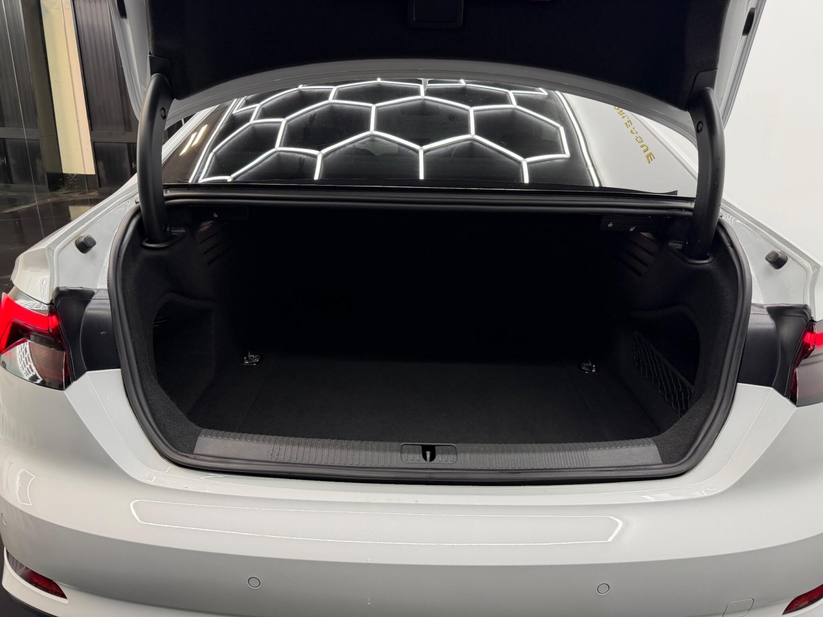 
                                                Voiture
                                                 Audi A5 2.0 TFSI S line S Tronic Euro 6 (s/s) 2dr