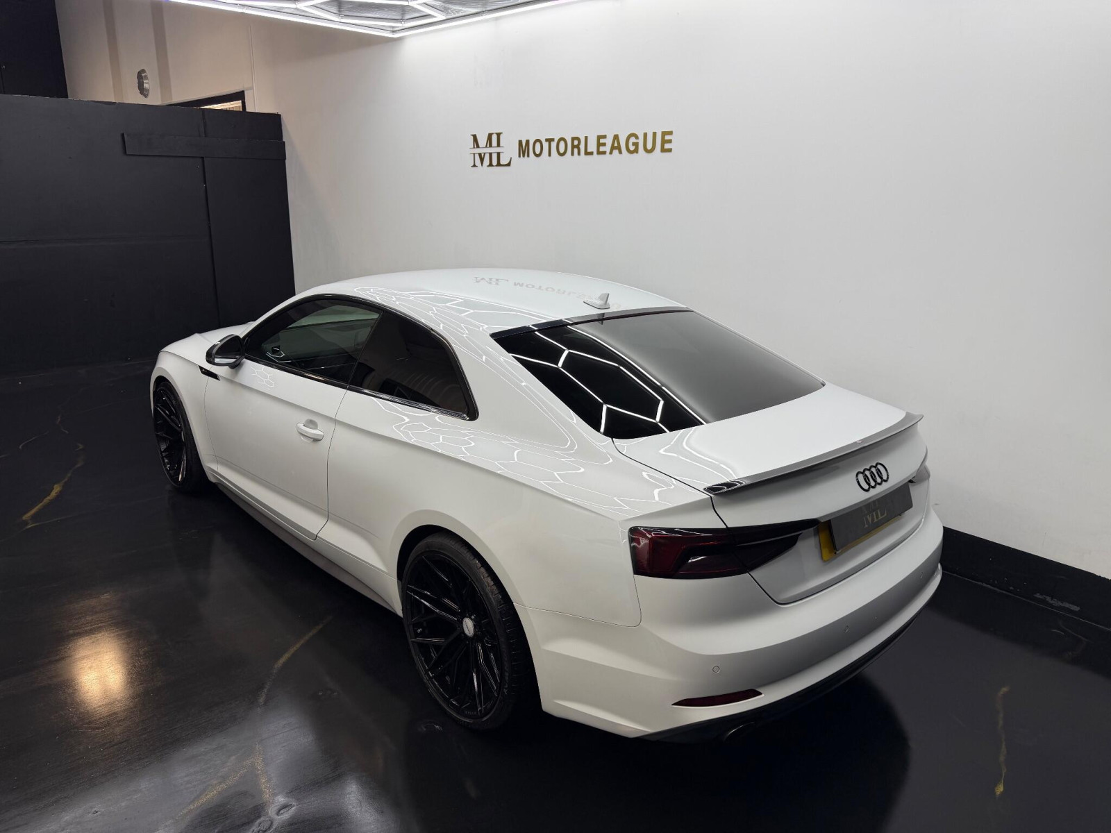 
                                                Voiture
                                                 Audi A5 2.0 TFSI S line S Tronic Euro 6 (s/s) 2dr