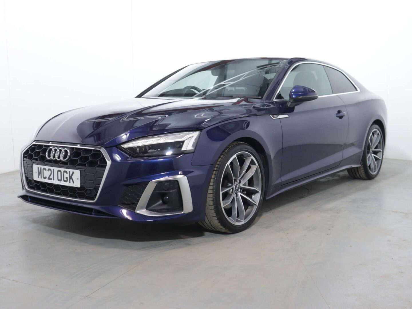 
                                                Voiture
                                                 Audi A5