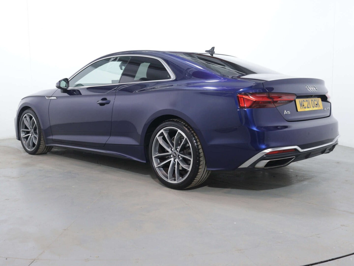 
                                                Voiture
                                                 Audi A5