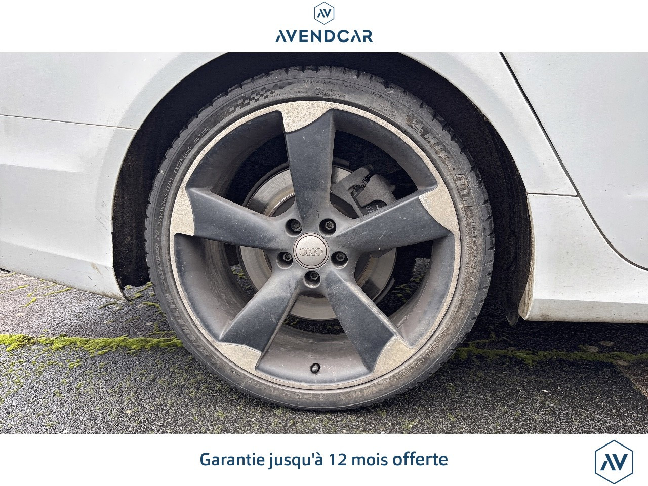 
                                                Voiture
                                                 Audi A6 IV 3.2 BI TURBO 313 S LINE QUATTRO TRIPTONIC