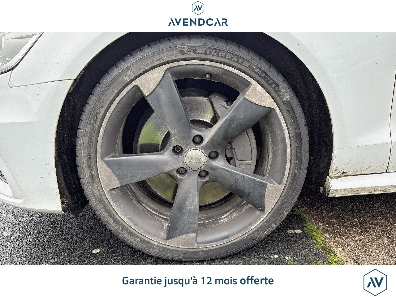 
                                                Voiture
                                                 Audi A6 IV 3.2 BI TURBO 313 S LINE QUATTRO TRIPTONIC