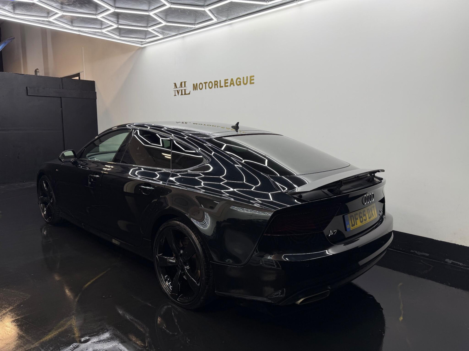 
                                                Voiture
                                                 Audi A7 3.0 TDI V6 Black Edition Sportback S Tronic quattro Euro 6 (s/s) 5dr