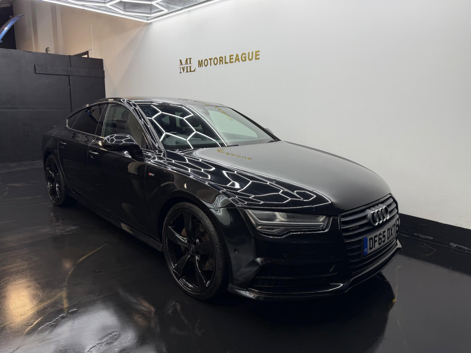 
                                                Voiture
                                                 Audi A7 3.0 TDI V6 Black Edition Sportback S Tronic quattro Euro 6 (s/s) 5dr