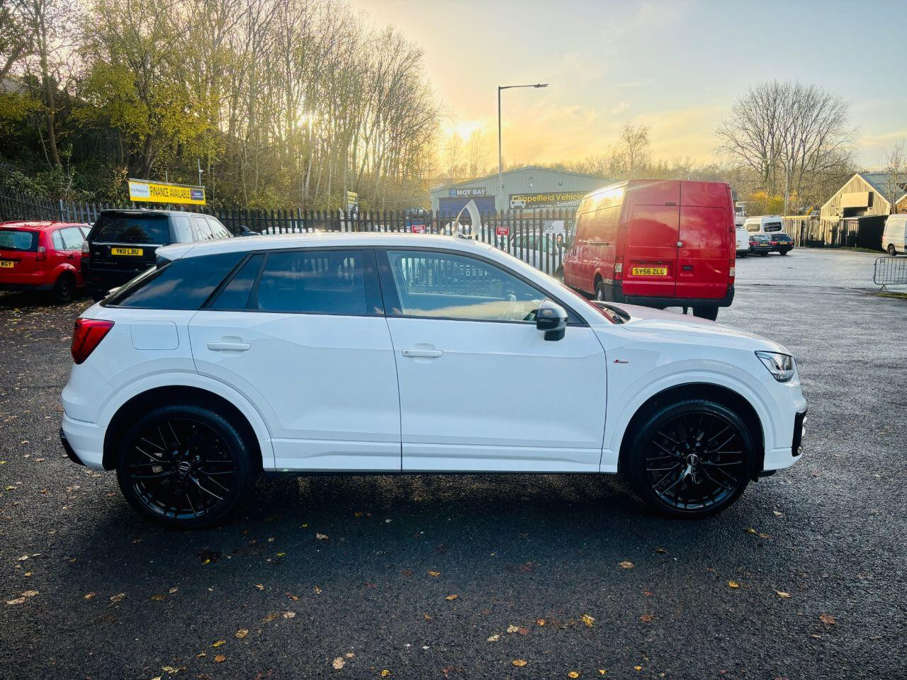 
                                                Voiture
                                                 Audi Q2 1.0 TFSI 30 Black Edition SUV 5dr Petrol Manual Euro 6 (s/s) (116 ps) 85K MOT 12/26 FSH ULEZ