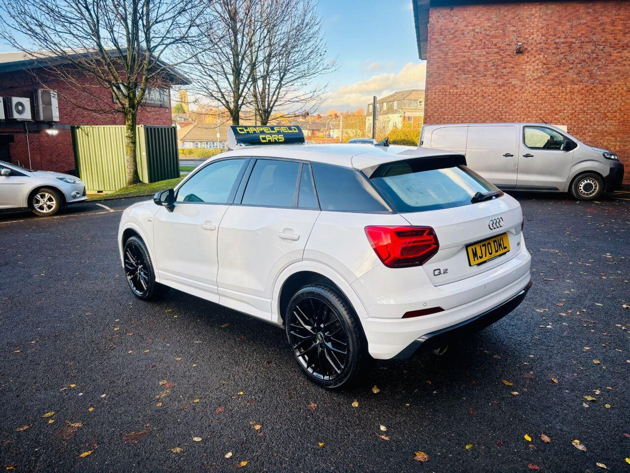 
                                                Voiture
                                                 Audi Q2 1.0 TFSI 30 Black Edition SUV 5dr Petrol Manual Euro 6 (s/s) (116 ps) 85K MOT 12/26 FSH ULEZ