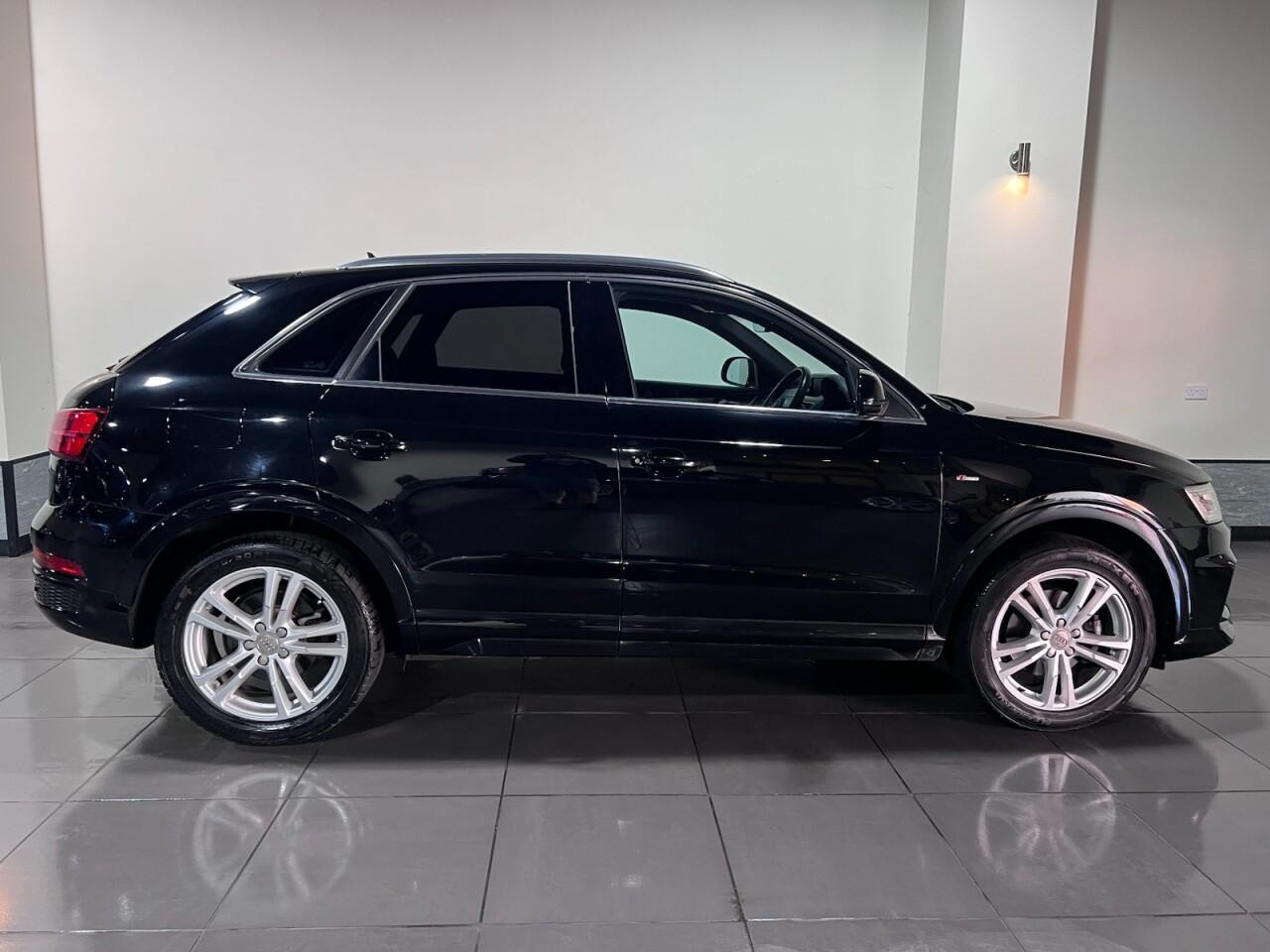 
                                                Voiture
                                                 Audi Q3 1.4 TFSI CoD S line Edition SUV 5dr Petrol S Tronic Euro 6 (s/s) (150 ps)