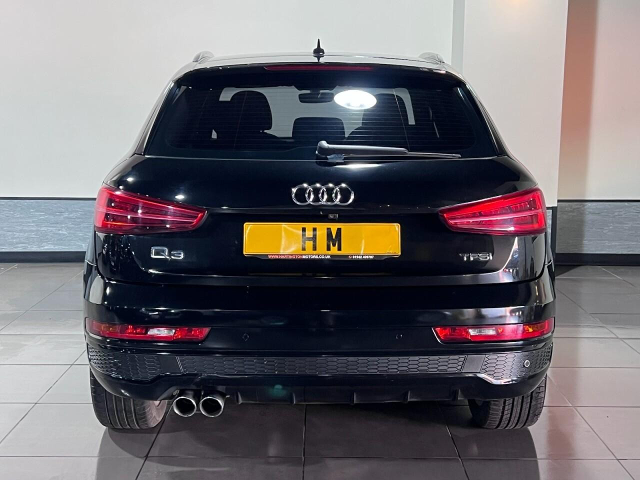 
                                                Voiture
                                                 Audi Q3 1.4 TFSI CoD S line Edition SUV 5dr Petrol S Tronic Euro 6 (s/s) (150 ps)