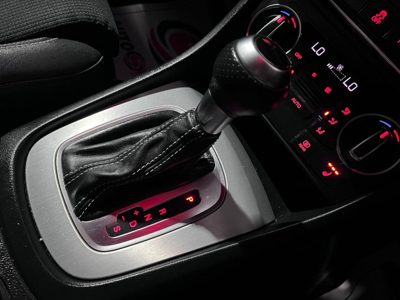 
                                                Voiture
                                                 Audi Q3 1.4 TFSI CoD S line Edition SUV 5dr Petrol S Tronic Euro 6 (s/s) (150 ps)