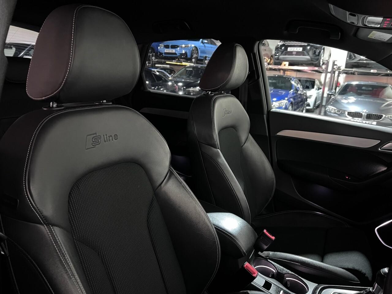 
                                                Voiture
                                                 Audi Q3 1.4 TFSI CoD S line Edition SUV 5dr Petrol S Tronic Euro 6 (s/s) (150 ps)