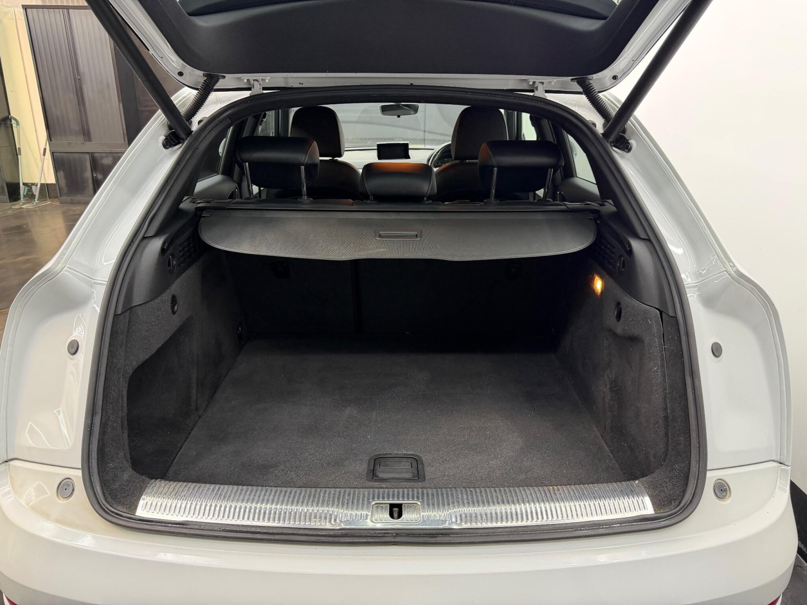 
                                                Voiture
                                                 Audi Q3 1.4 TFSI CoD S line Euro 6 (s/s) 5dr (Nav)