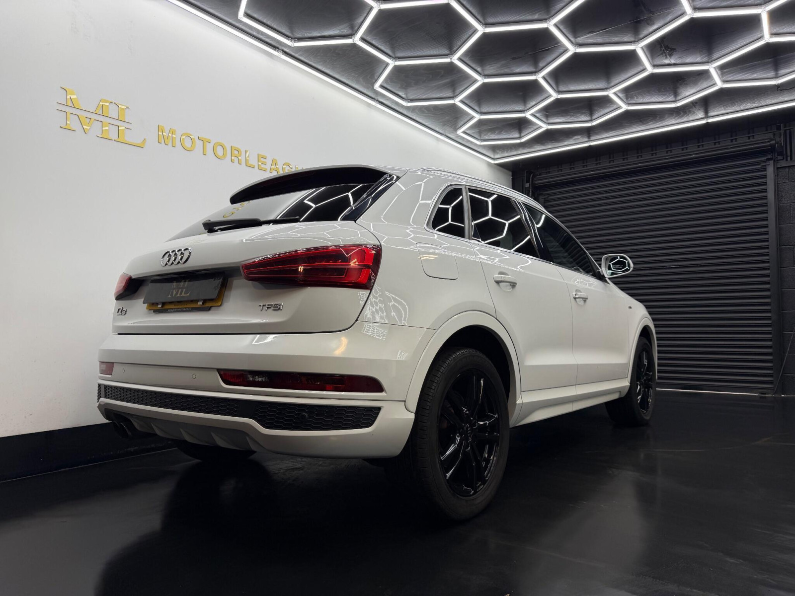 
                                                Voiture
                                                 Audi Q3 1.4 TFSI CoD S line Euro 6 (s/s) 5dr (Nav)