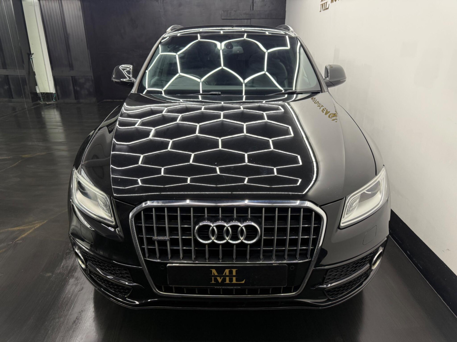 
                                                Voiture
                                                 Audi Q5 2.0 TDI S line Plus S Tronic quattro Euro 6 (s/s) 5dr